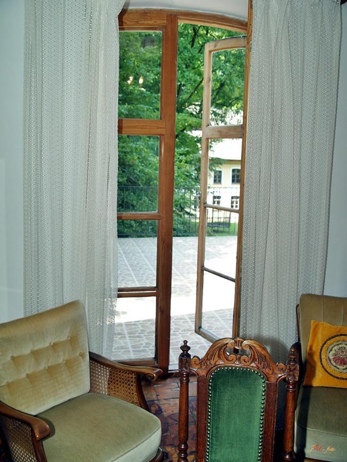 Hotel Cichy Dwor Manowo Exterior foto